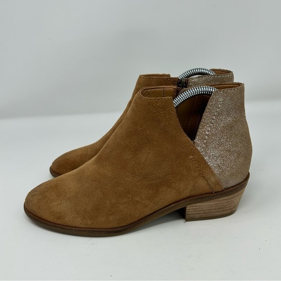 Frye & Co Caden Brown Tan and Metallic Silver Color Blocked Ankle Boots Size 7.5 - Picture 5 of 11